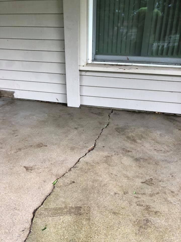 Cracked Floor — Rockford, IL — Northern Illinois Concrete Lifting