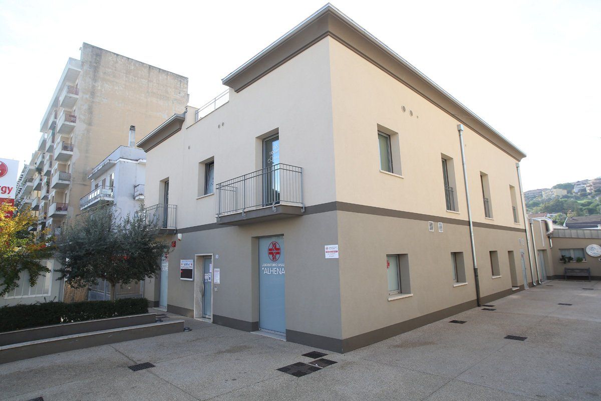 esterno del centro analisi alhena