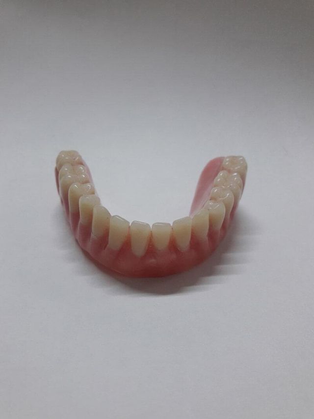 CLÍNICA DENTAL CATEDRAL -Prótesis fijas