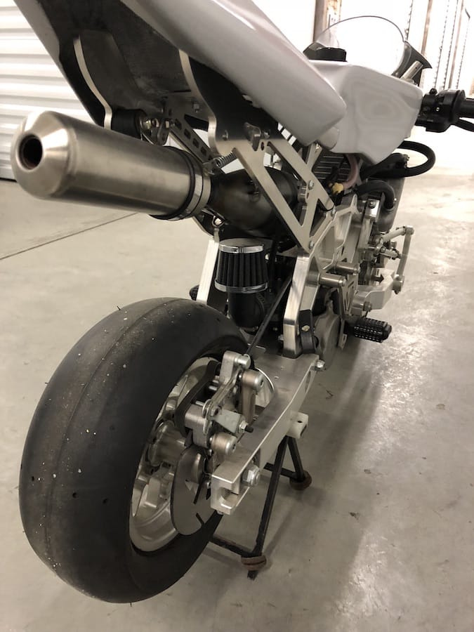 vyrus 50c32t rear right view