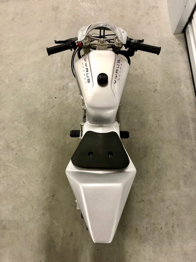 vyrus 50c32t top back view