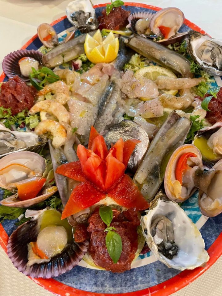 piatto di pesce del ristorante per matrimoni a Taormina