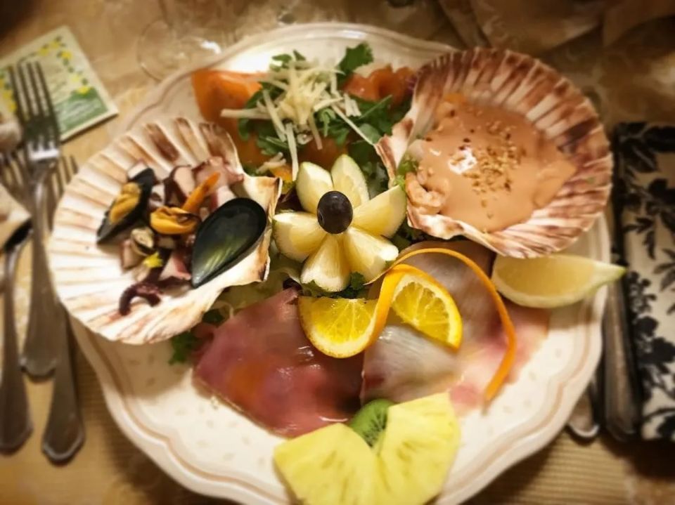antipasto di pesce del ristorante per matrimoni a Taormina