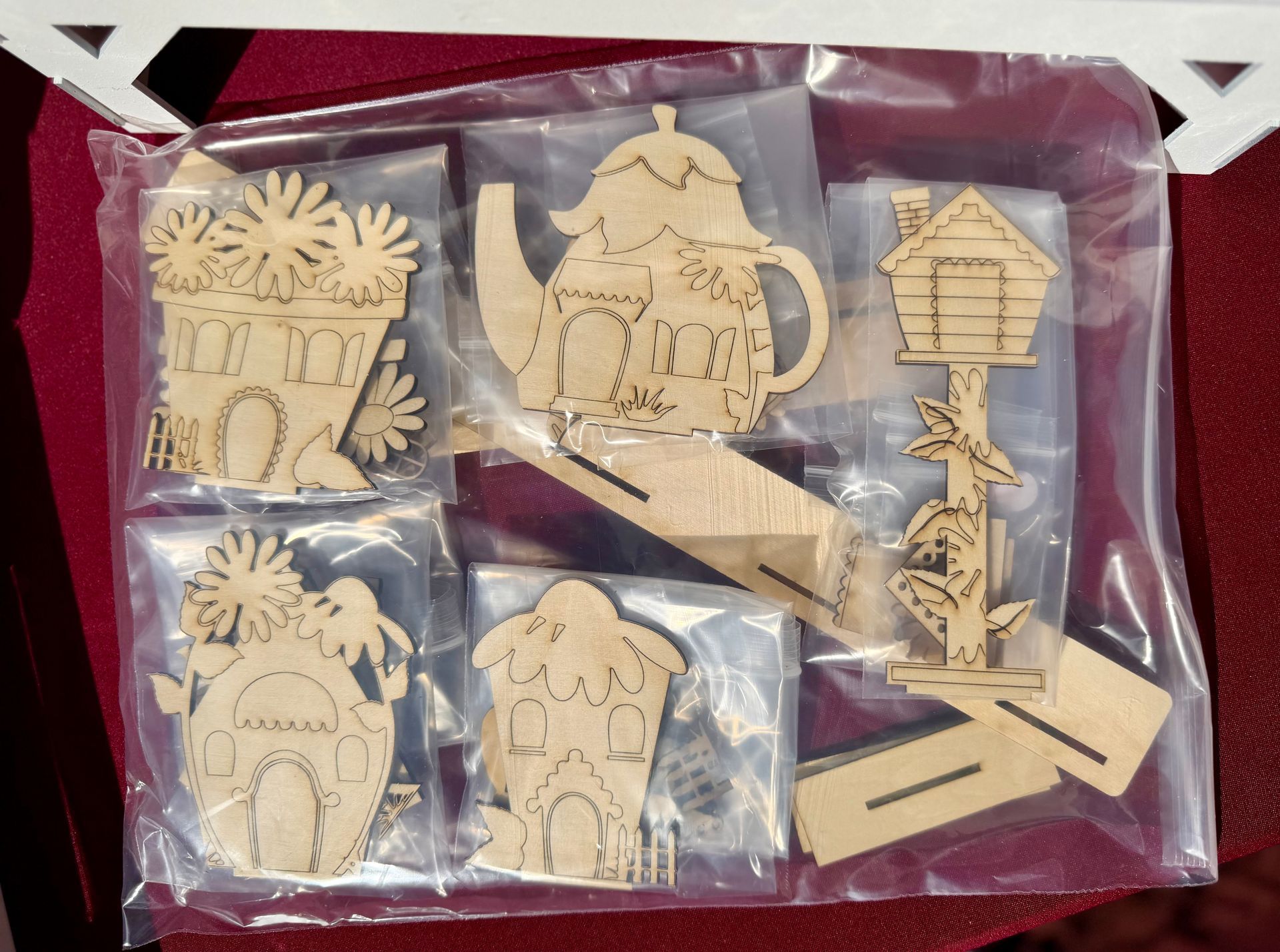 Daisy Fairy Themed Houses