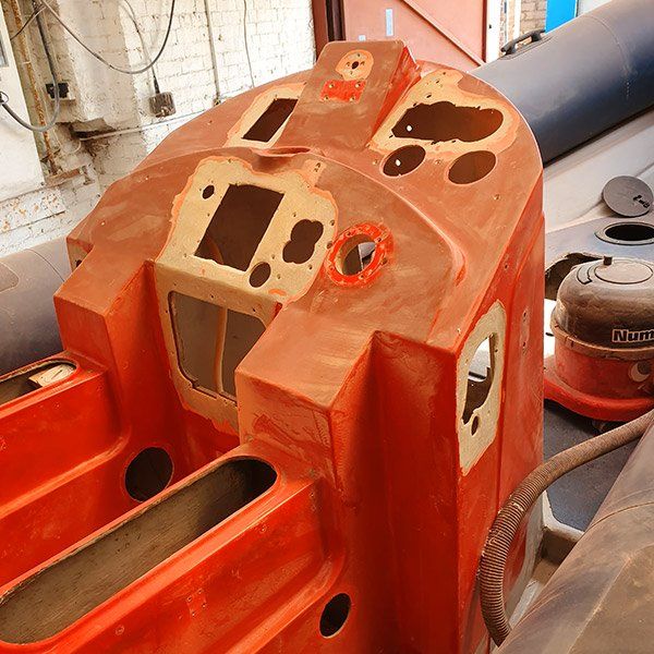 a vacuum cleaner with the word hoover on it