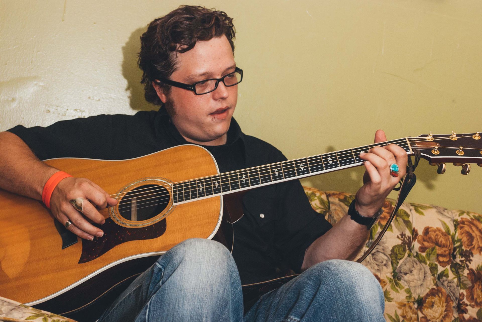 Jason Isbell warms up pre show, Asheville, NC