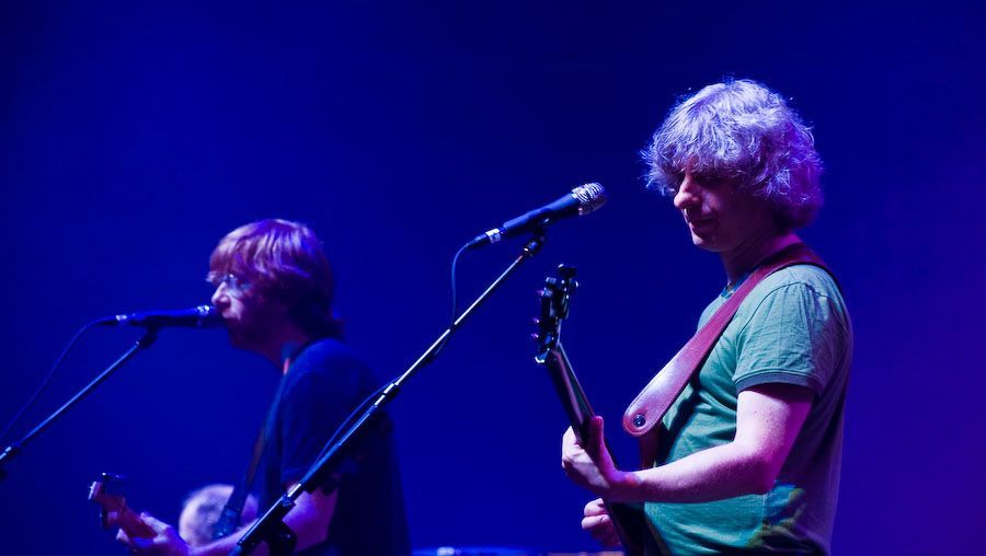 Trey and Mike perform with Phish in Asheville, 2009