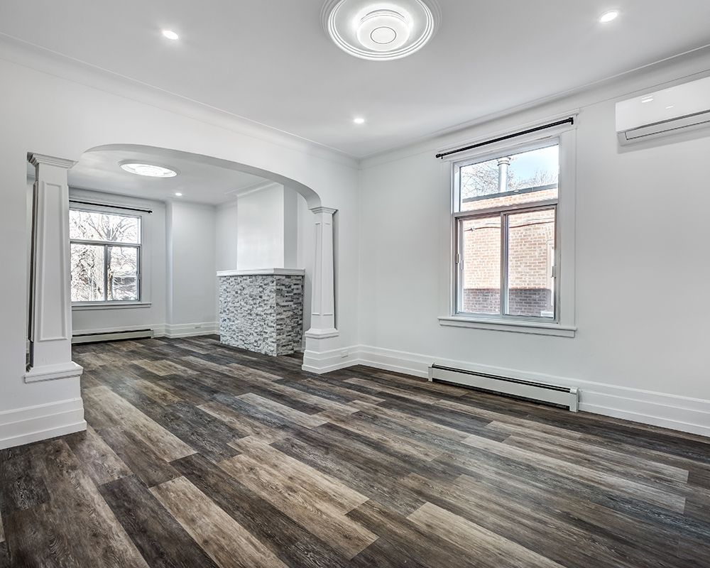 Wood Planks Flooring