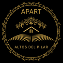 Logotipo dorado sobre fondo negro: texto 