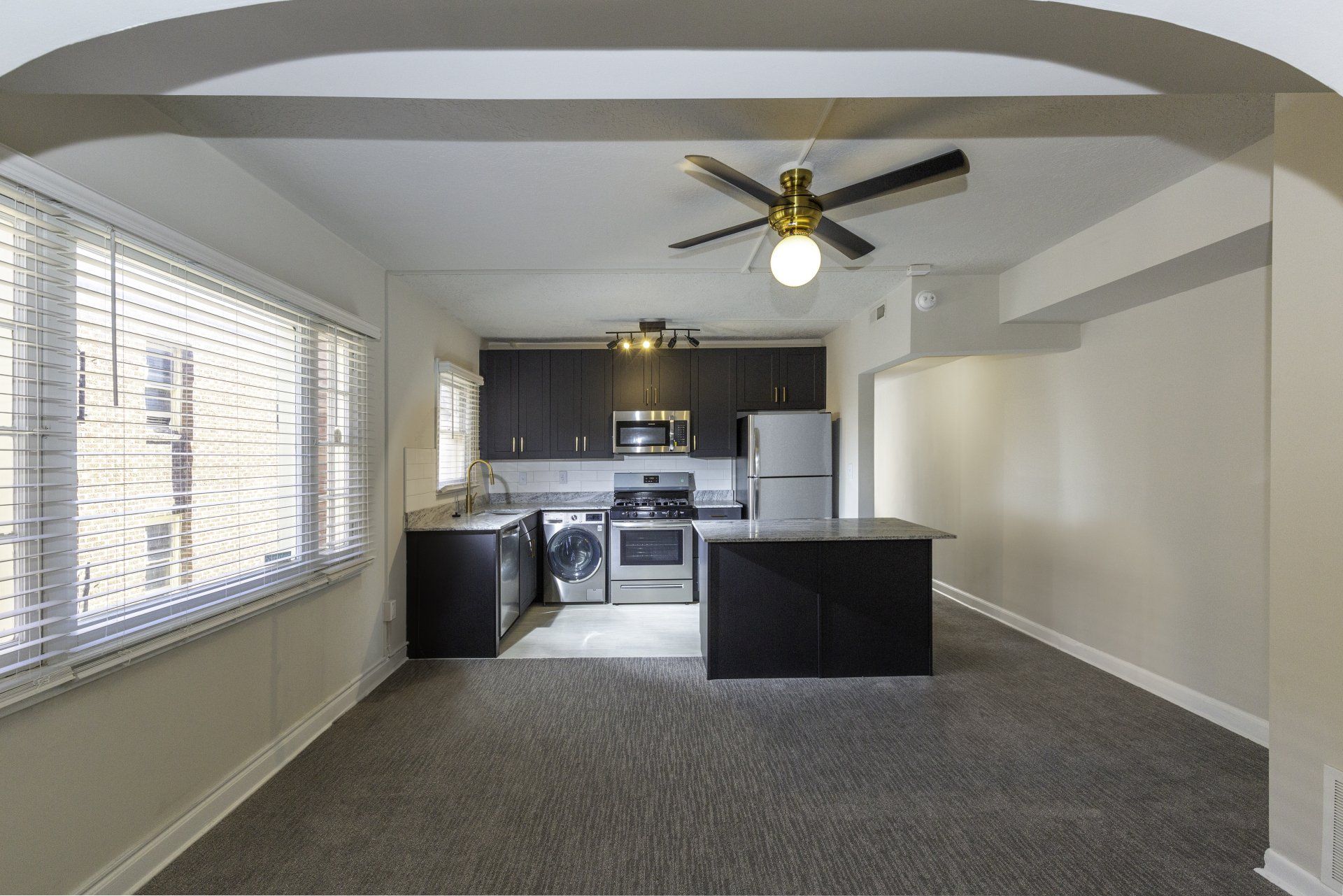 Photo Gallery Bigelow Chapman