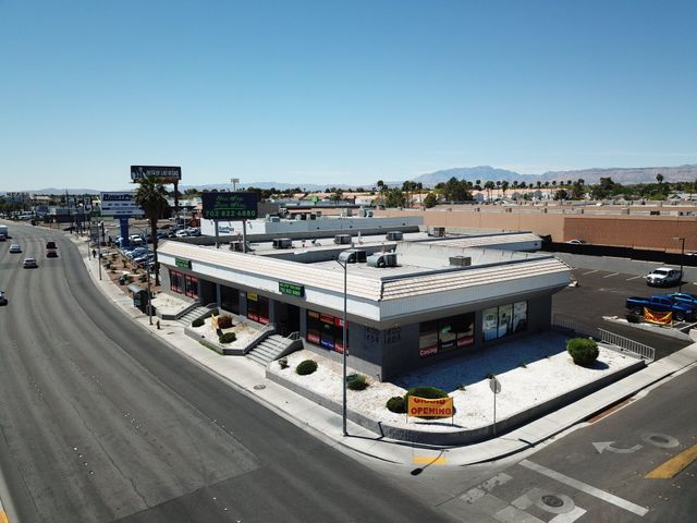Local Order Delivery — Aerial View Store in Las Vegas, NV