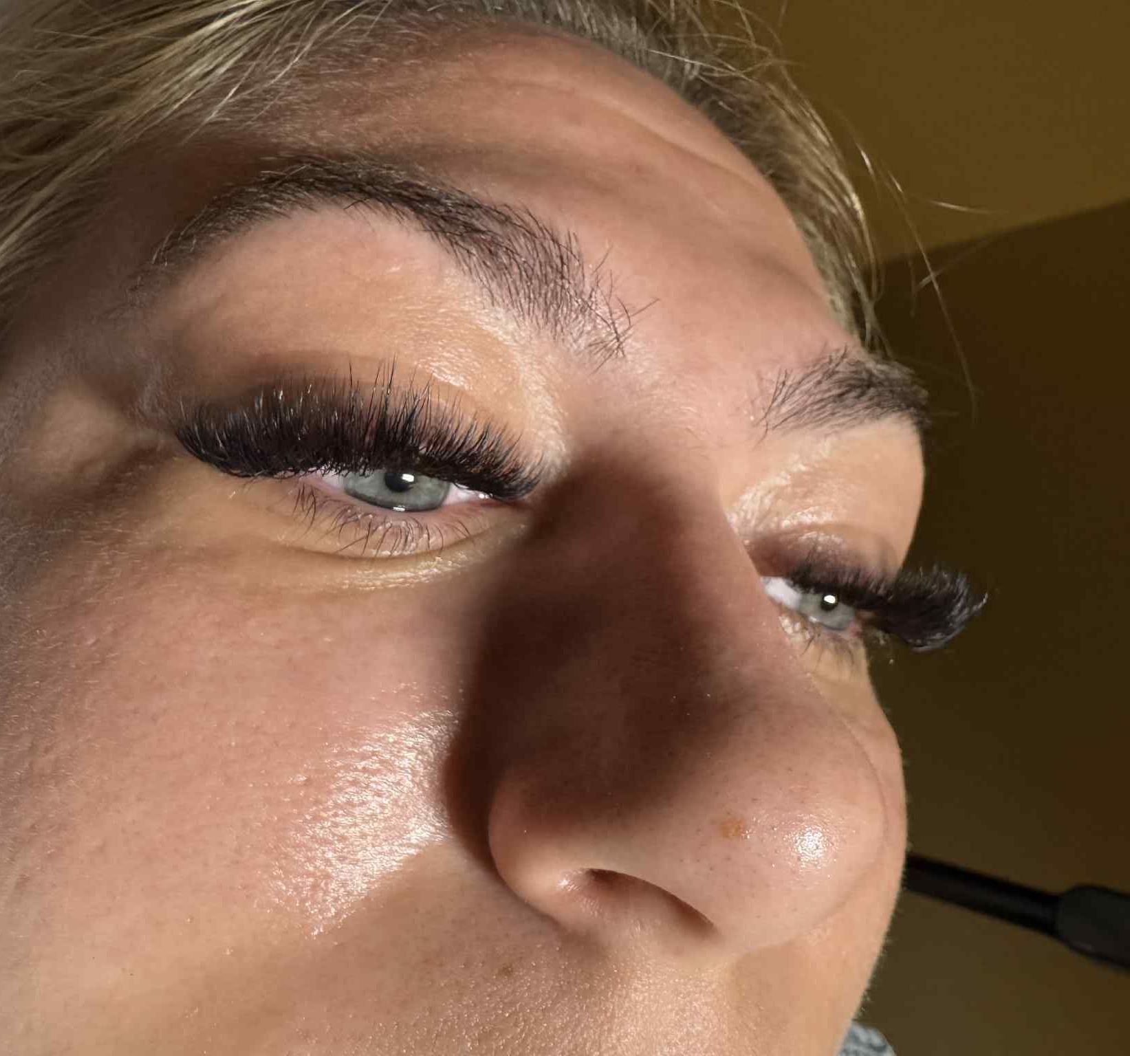 Classic lashes example