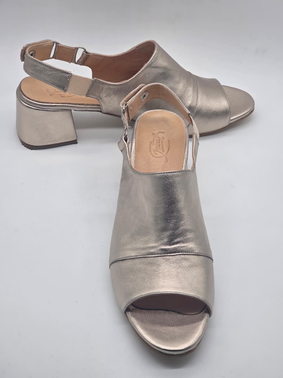 sandalias F6 oro claro