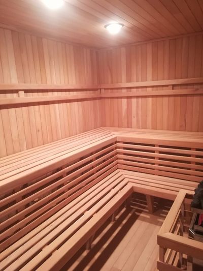 BAÑOS SAUNAS PREMIER  - Calidad en materiales