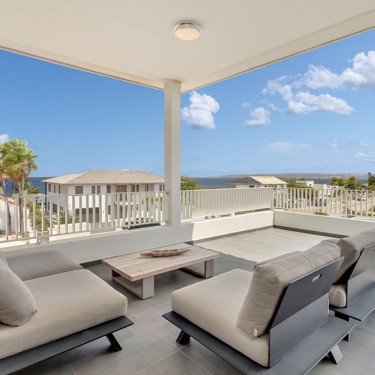 Picture of Penthouse: Miami Beach Luxury Ocean View Penthouse Condo - Vrbo