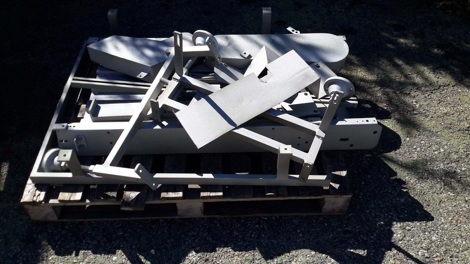 lavorazione acciaio e metalli per manufatti