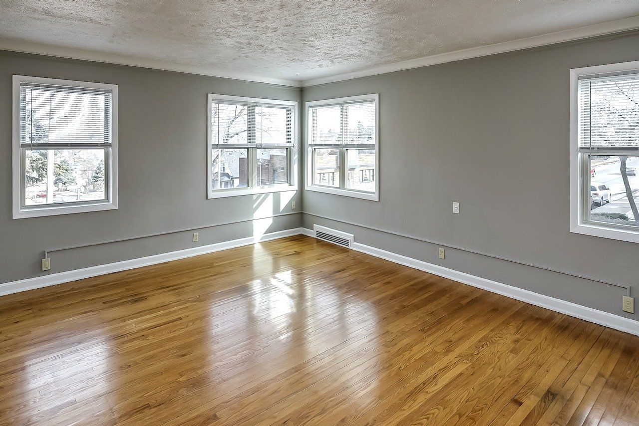 Modern Living Room Photo