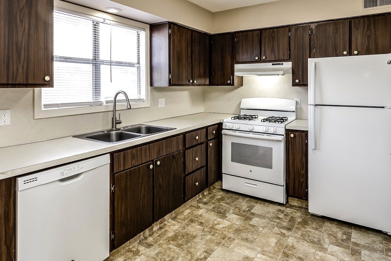 Photo of Gaslight Apartments kitchen