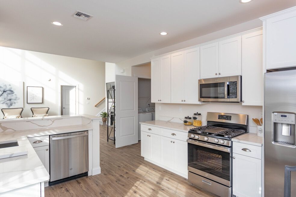 The Setauket - kitchen