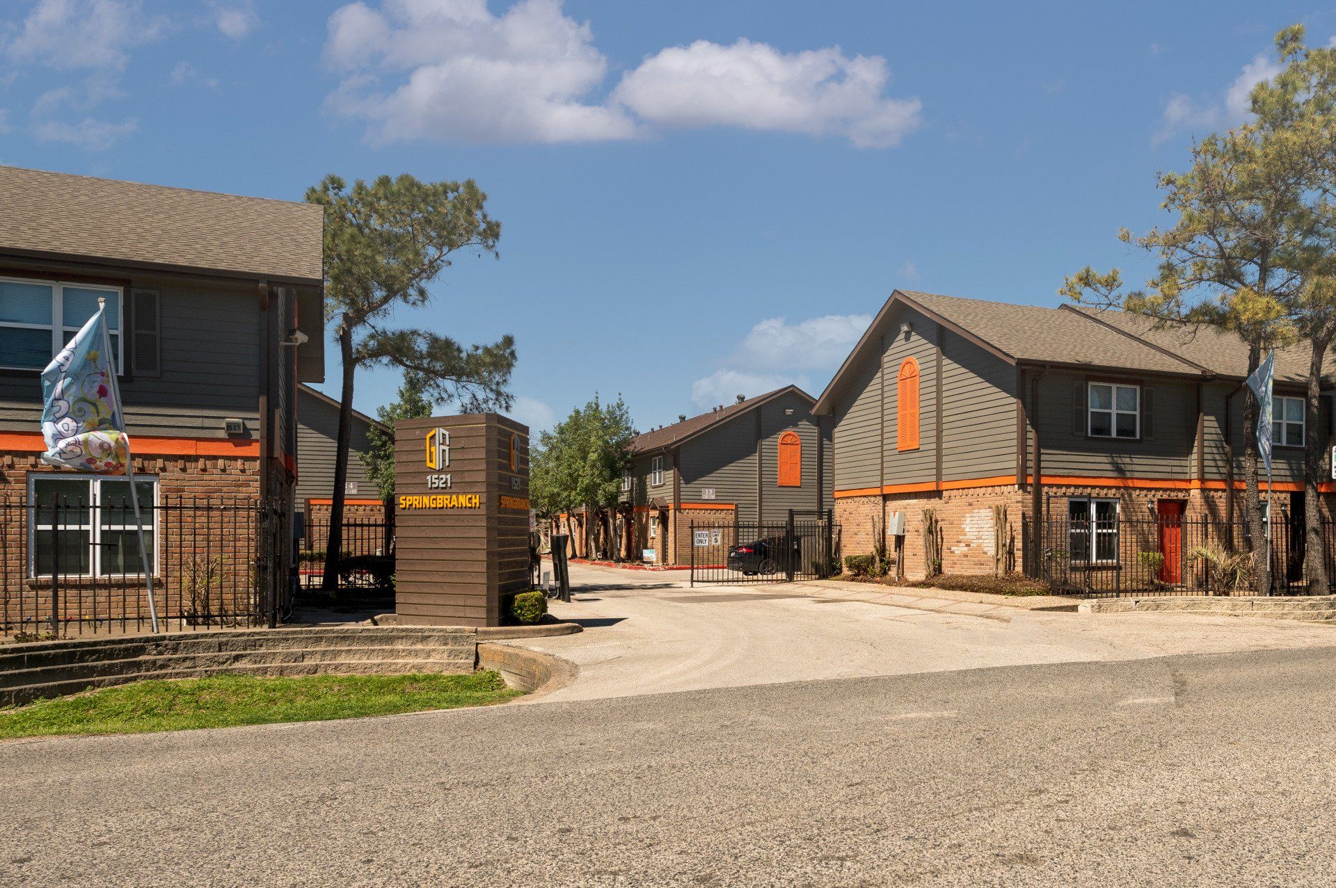 Entrance and exterior of apartment complex
