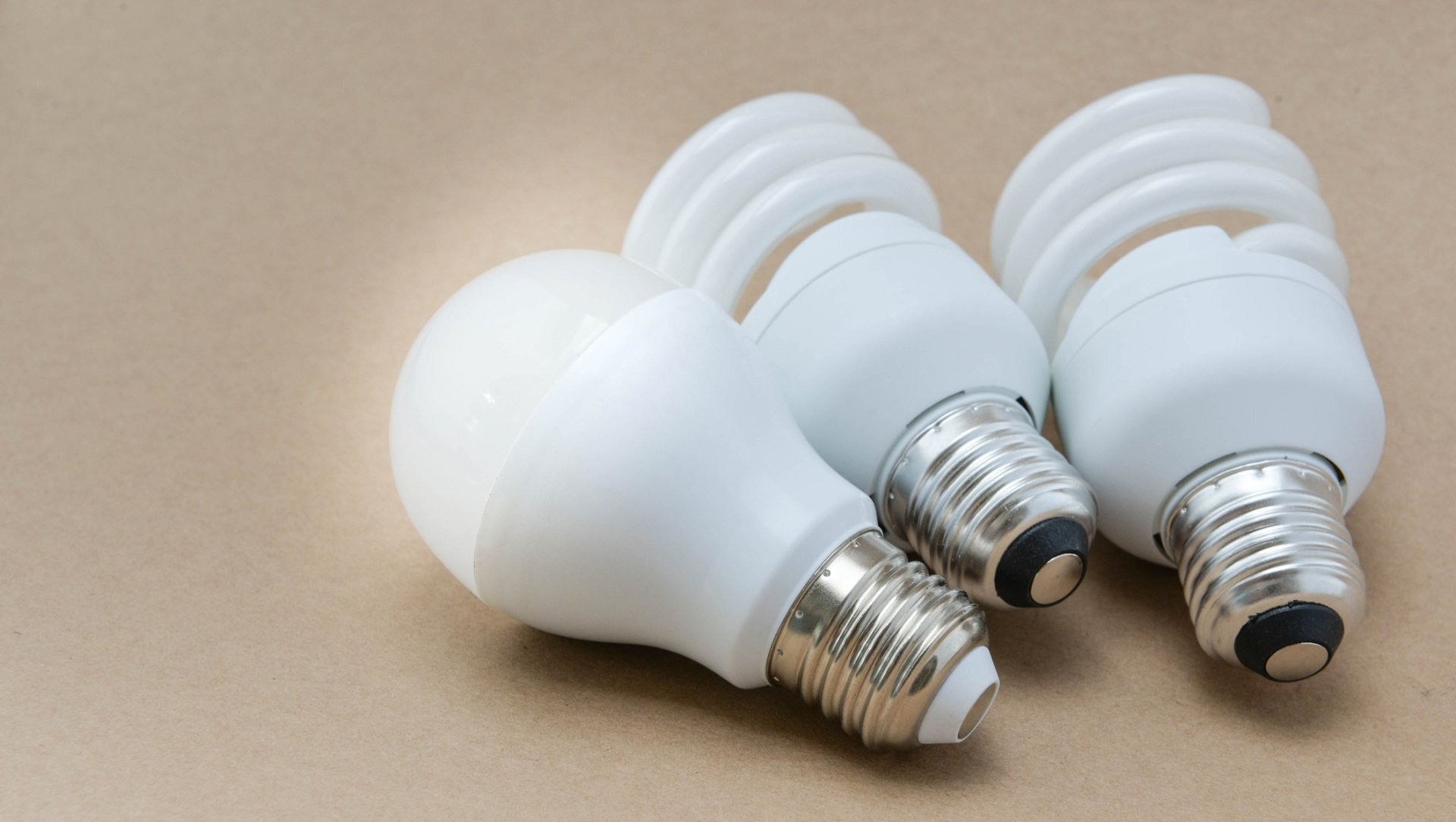 cfl light bulbs — Alsip, IL — American Scrap Metal