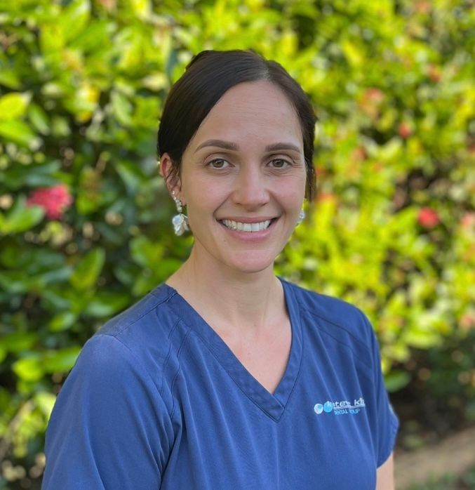 Dr Sarah Bosnic Dr Sarah Bosnic