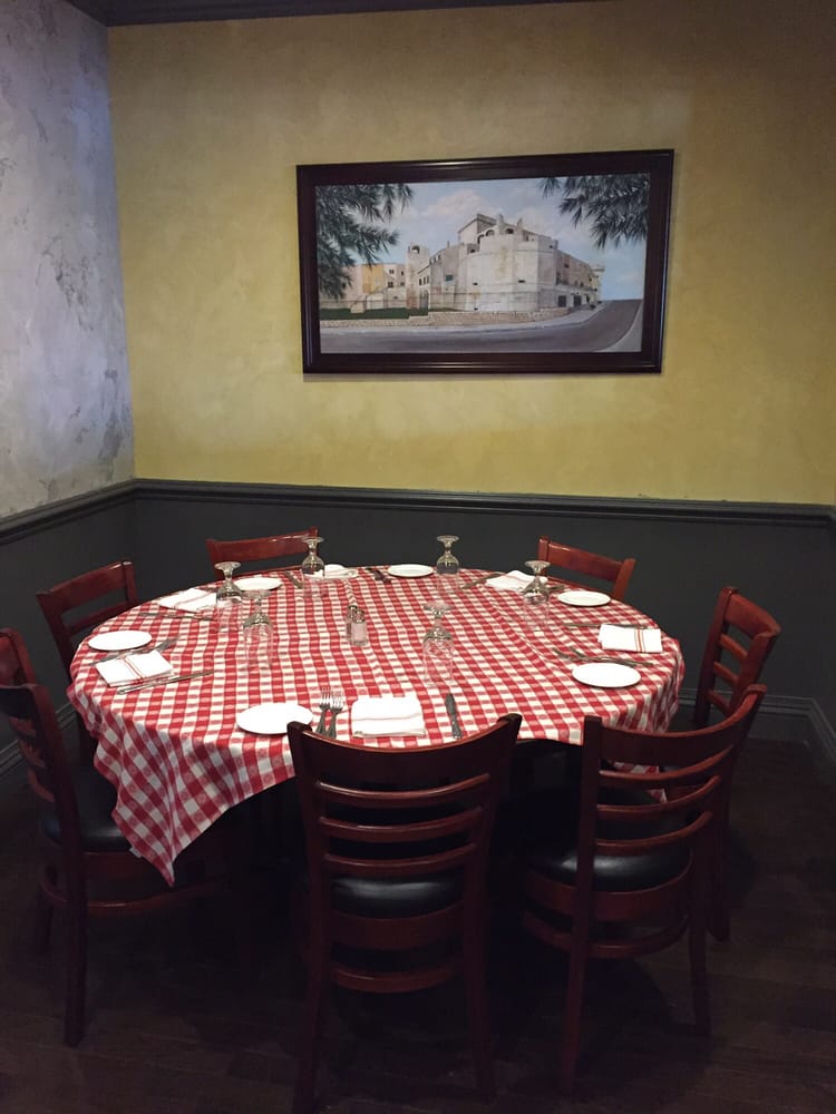 Plainview, NY, Italian Restaurant
