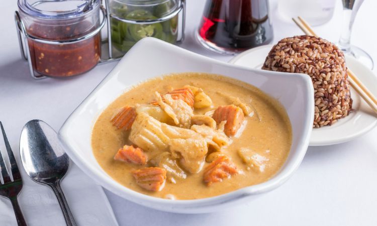 massaman curry in bowl