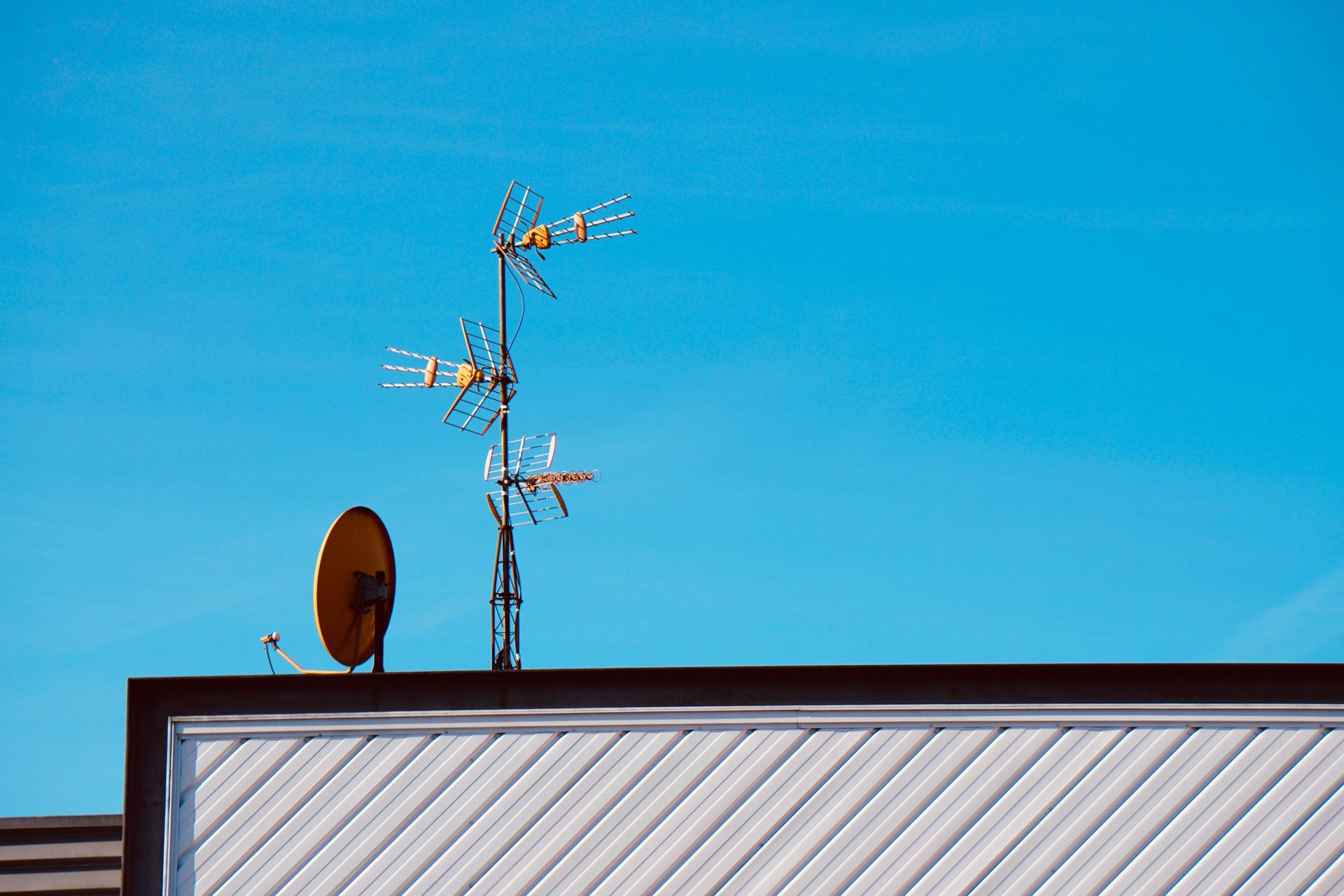 Spark AC installazione e manutenzione TVCC antenne