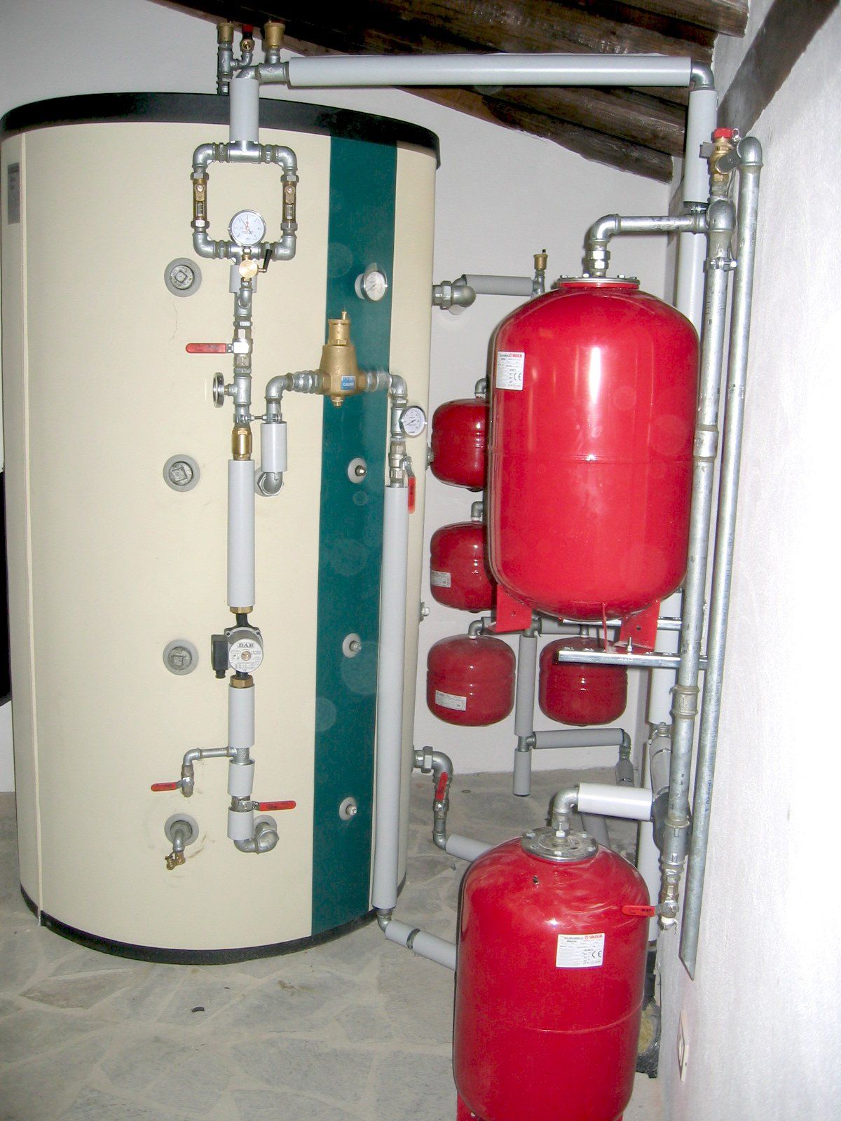 impianto riscaldamento piastre radianti