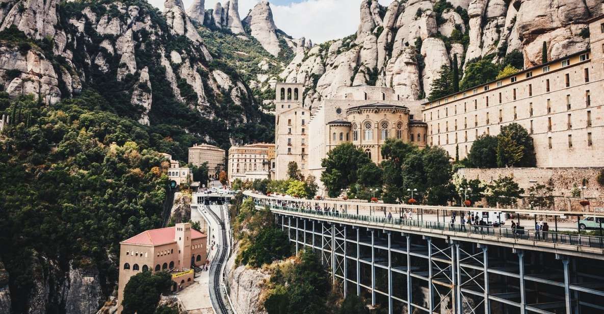 Barcelona: Montserrat Tour with Cog-Wheel & Black Madonna