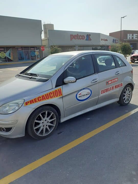 Escuela de Manejo Master Drive - Conducción responsable