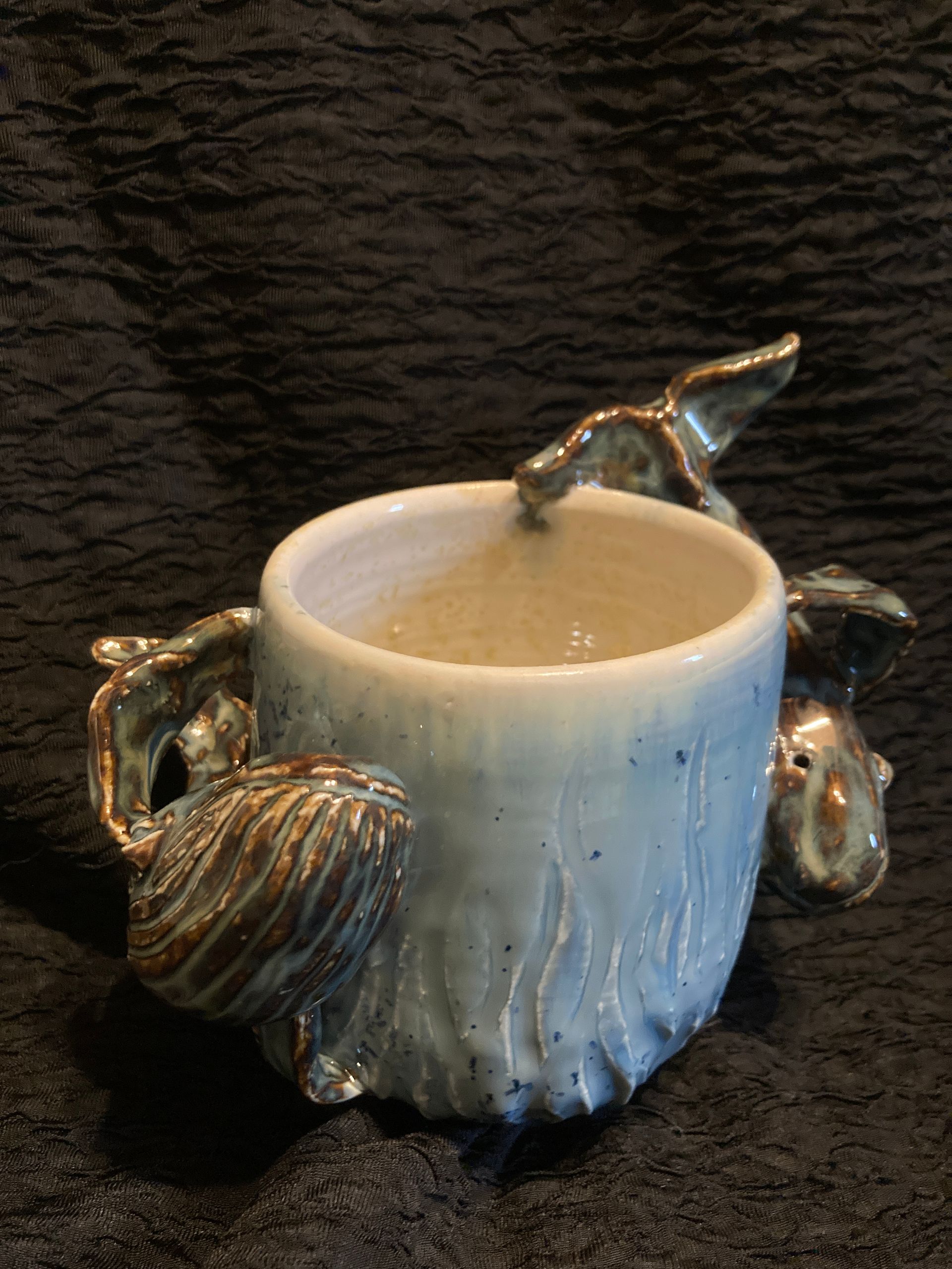two whales mug