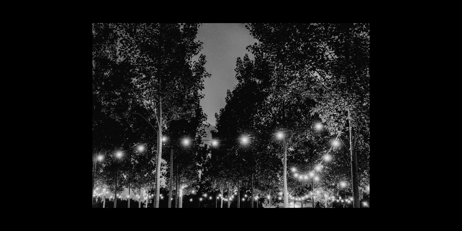 Racconti visivi di strada e quotidianità. Fotografia che osserva, ascolta e restituisce emozioni vere.