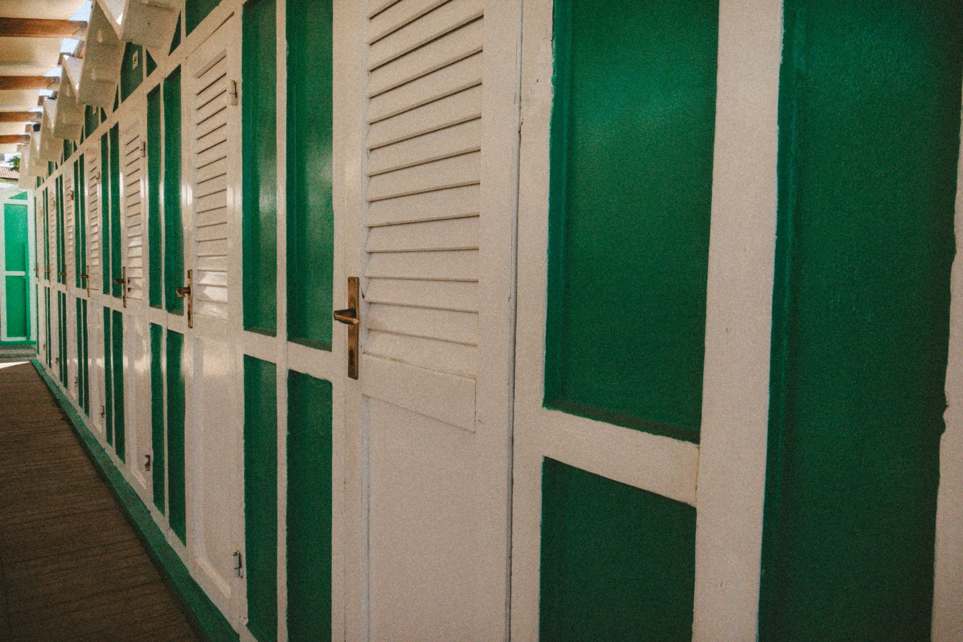 Racconti visivi di strada e quotidianità. Fotografia che osserva, ascolta e restituisce emozioni vere.