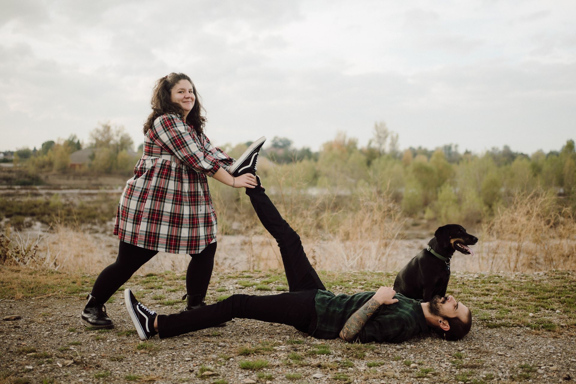 Reportage autentico per matrimoni intimi ed elopement. Fotografia naturale, discreta e senza pose.