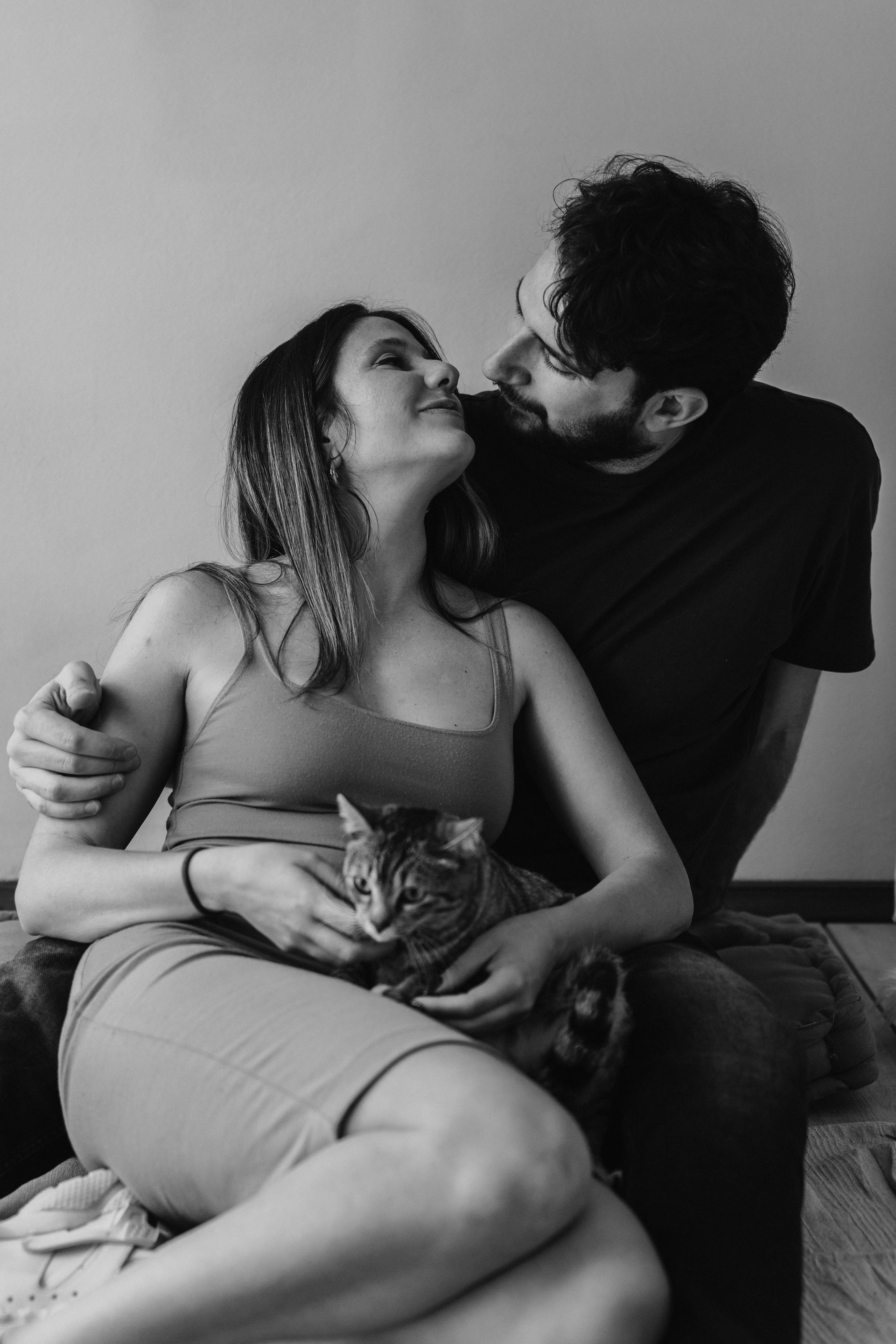 Reportage autentico per matrimoni intimi ed elopement. Fotografia naturale, discreta e senza pose.