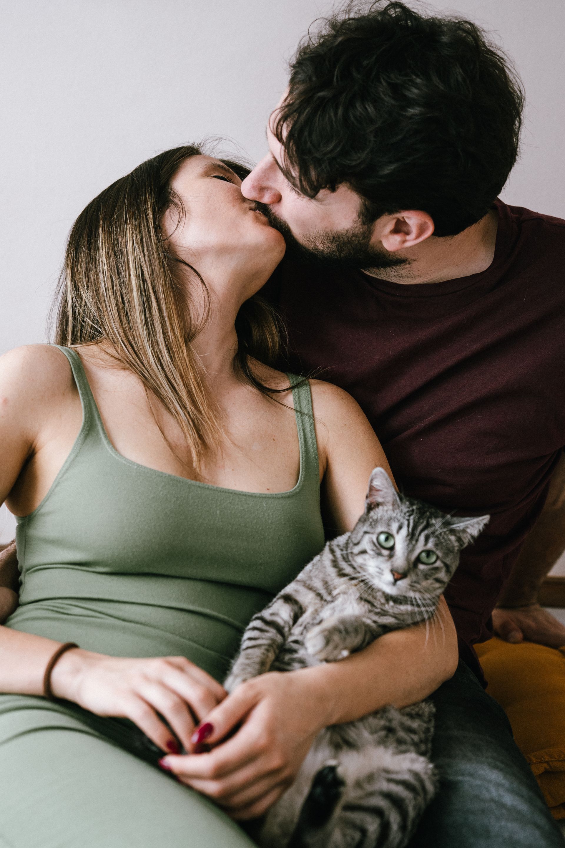 Reportage autentico per matrimoni intimi ed elopement. Fotografia naturale, discreta e senza pose.