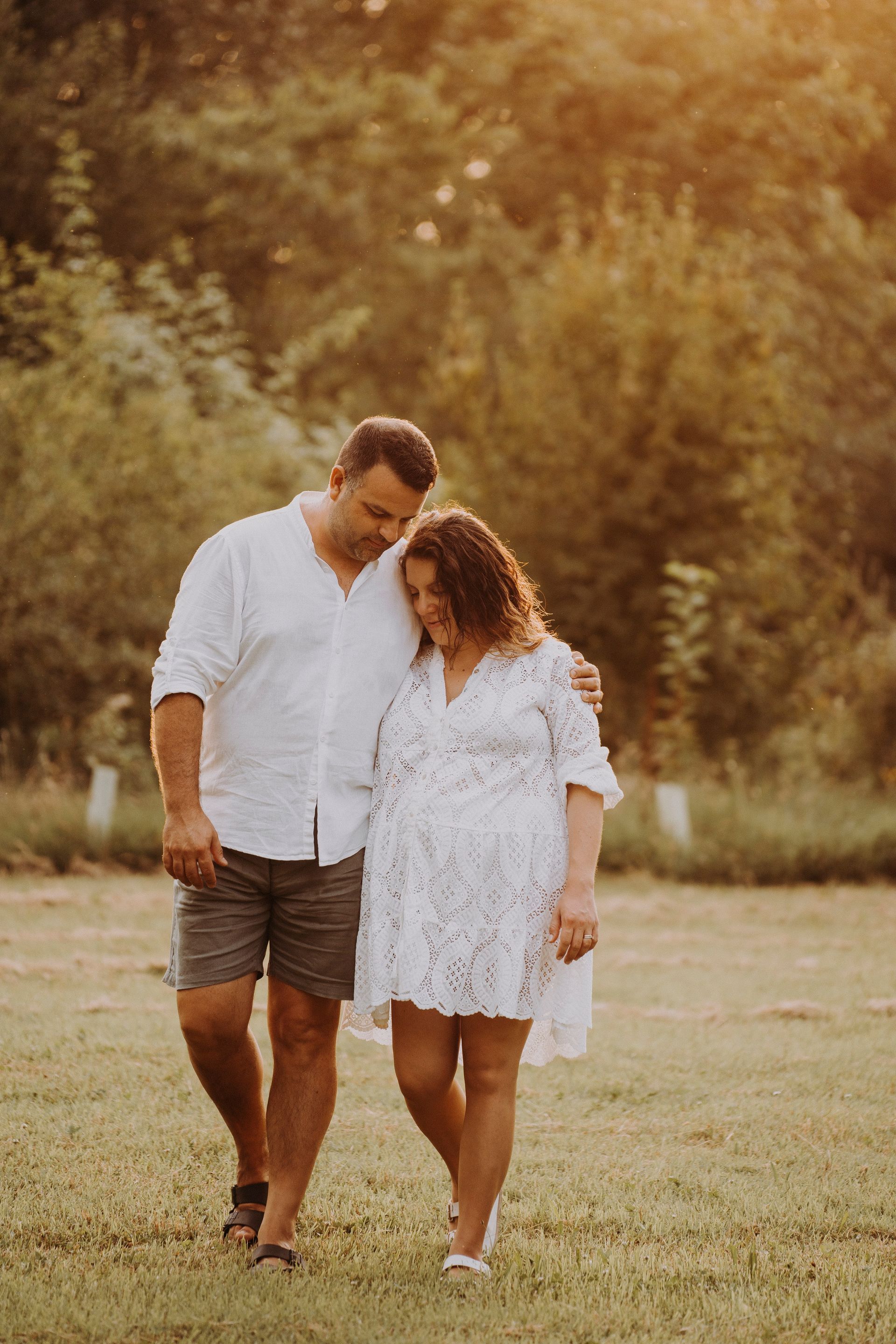 Servizio fotografico di famiglia e gravidanza in Italia. Stile naturale, reportage autentico.