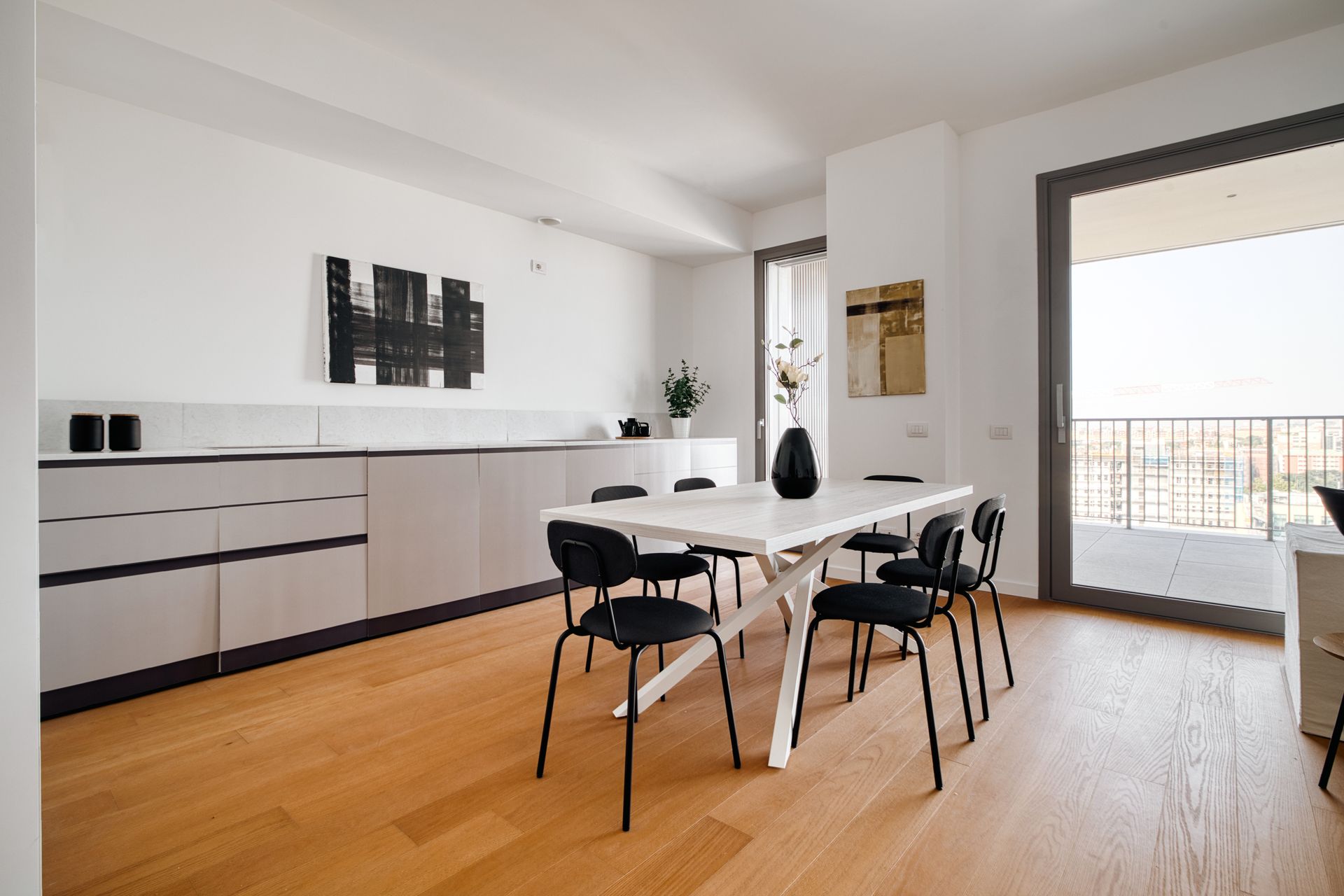 HOME STAGING SU MISURA CUCINA IN CARTONE