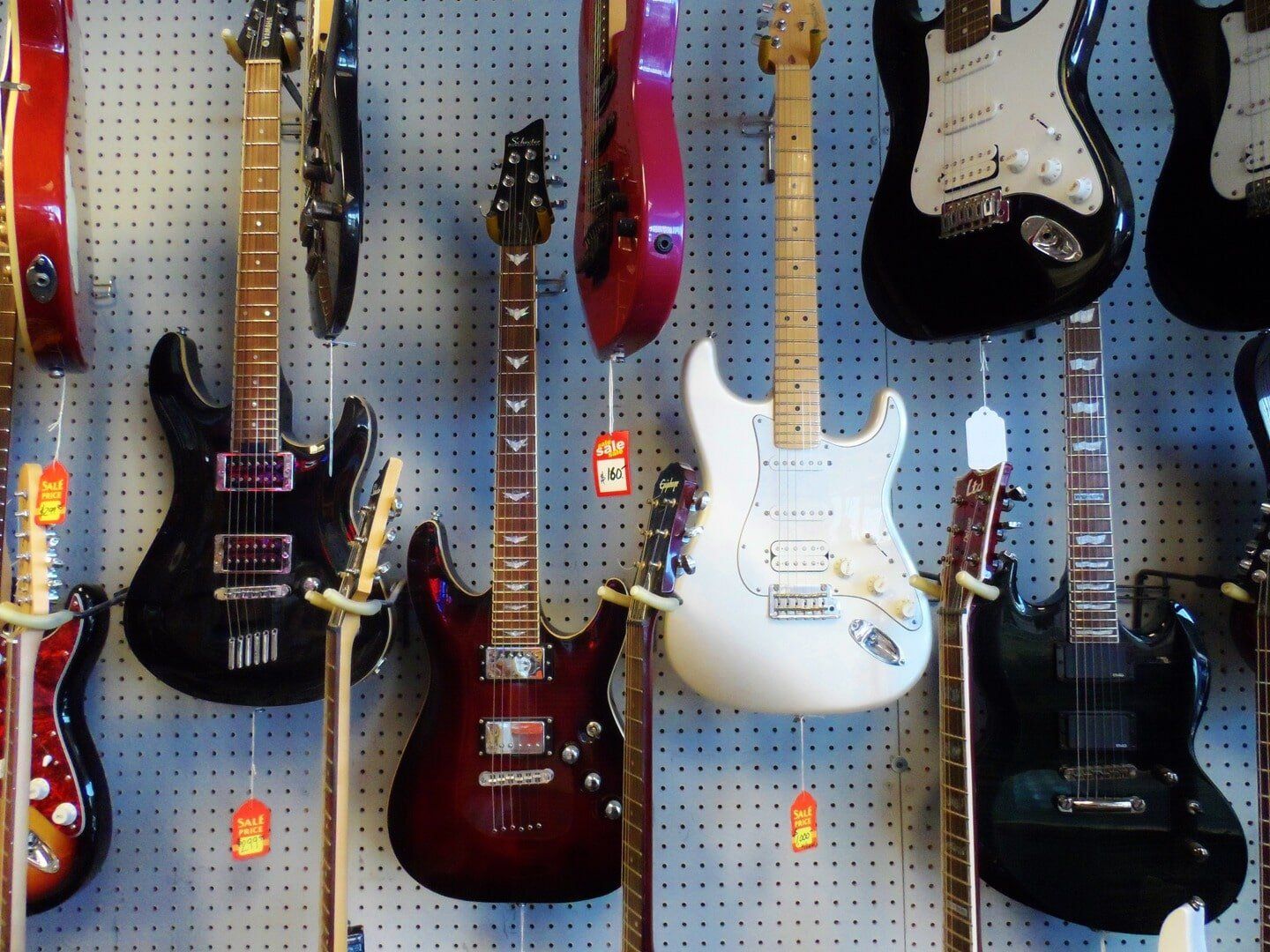 Front view electric guitars - instruments in Victorville, CA