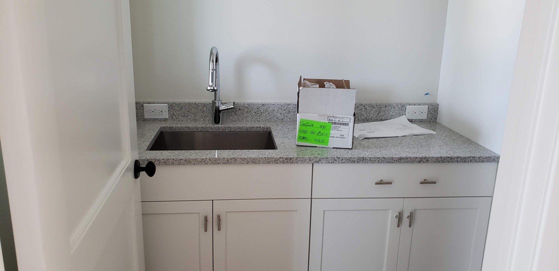 Marble Sink With A Box — Naples, FL — Rain Forest Marble Inc.