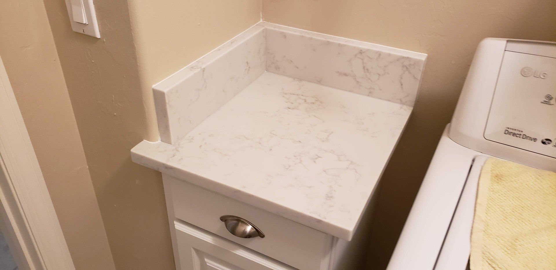 Small Square Countertop — St Naples, Florida — Rain Forest Marble Inc.