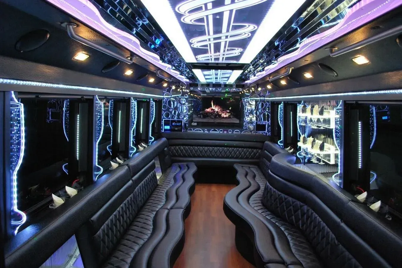 Portland Limo Service for Prom: A Parent’s Guide to Ensuring a Safe and Unforgettable Night