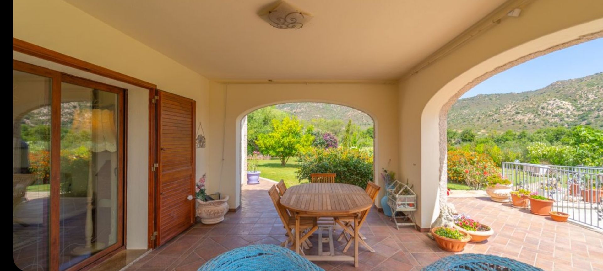 villa la pietra bianca sardegna