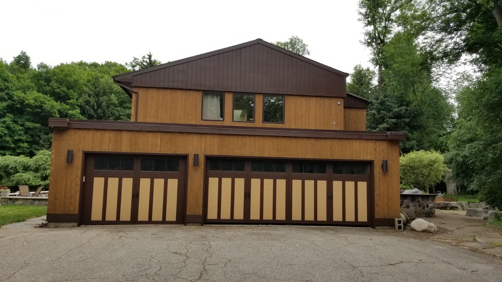 Sylvan Garage View — Okemos, MI — Tony Grant’s Painting Company
