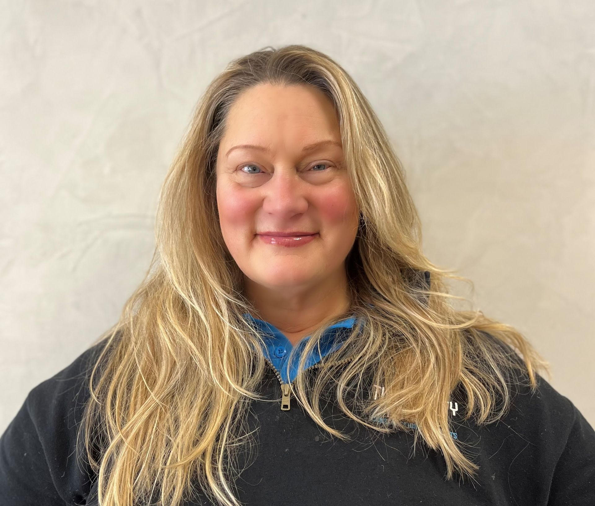 Lisa Gruye headshot profile picture TCR team