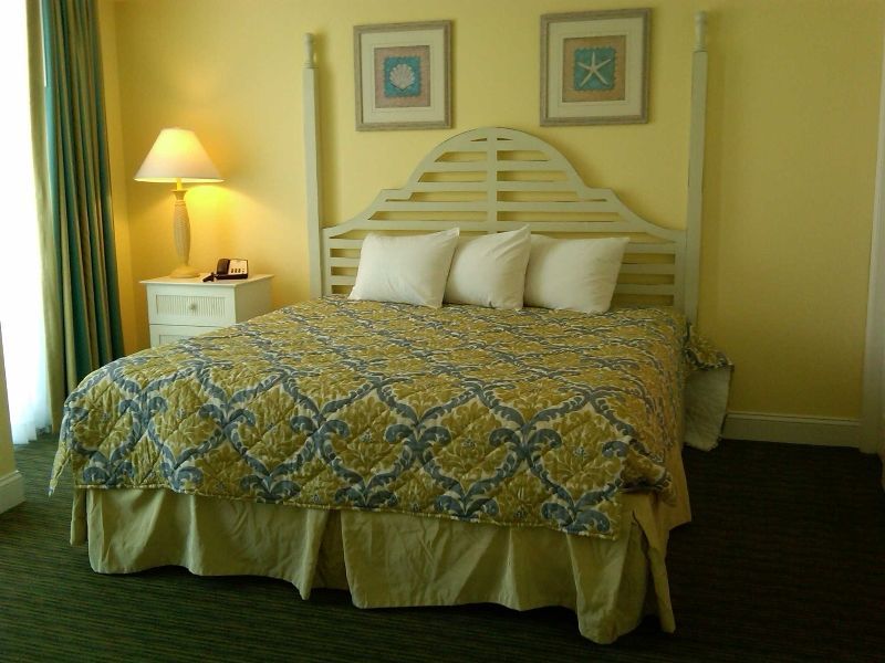 Condo 504 Master Bedroom 