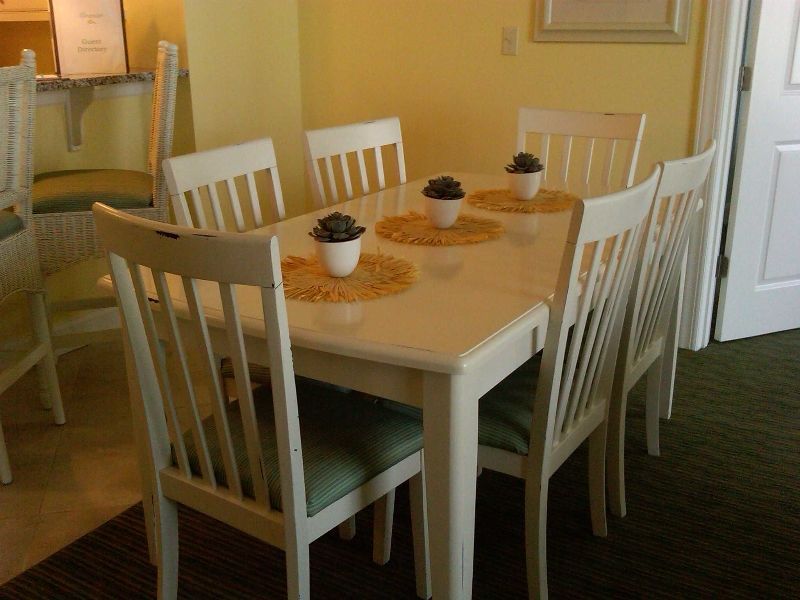 Condo 504 Dining room