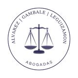 Un logotipo para un bufete de abogados con una balanza de la justicia en un círculo.